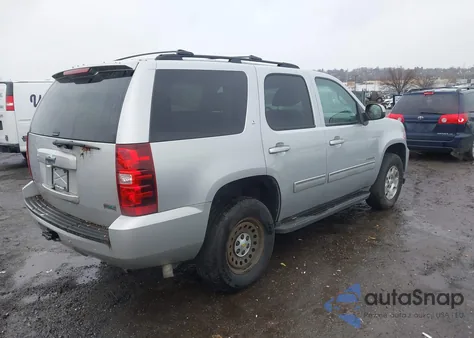 2010 Chevrolet Tahoe Lt из США, поврежденный, VIN 1GNUKBE05AR264142